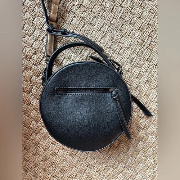 Leopard Print Round Crossbody Bag - Picture 3 of 15